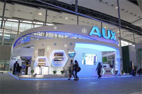 غرفه شرکت آکس در نمایشگاه Canton 2014